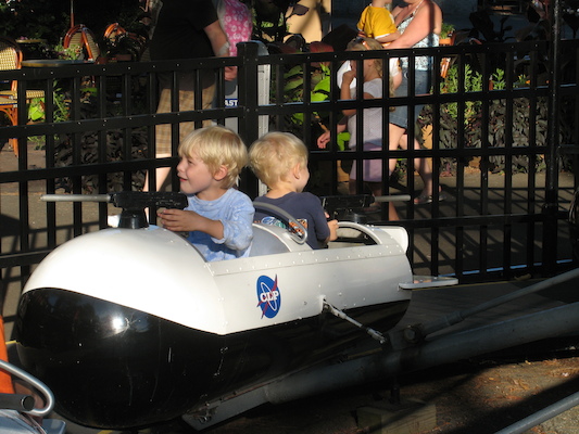 Tim and Cole in a space ship (08-27-2008 16:54)