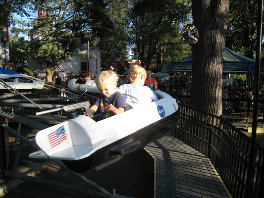 Tim and Cole in a space ship (08-27-2008 16:55)