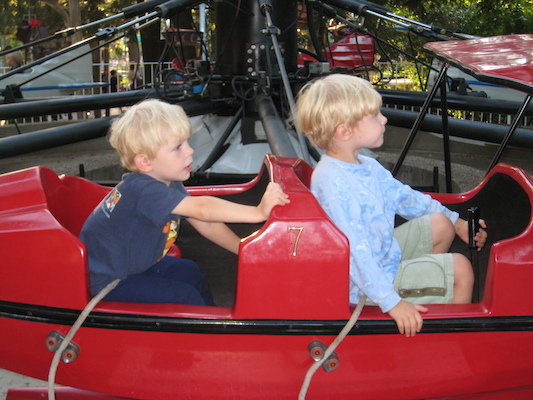 Tim and Cole flying a plane (08-27-2008 17:35)