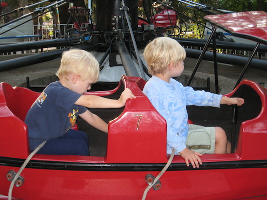 Tim and Cole flying a plane (08-27-2008 17:35)