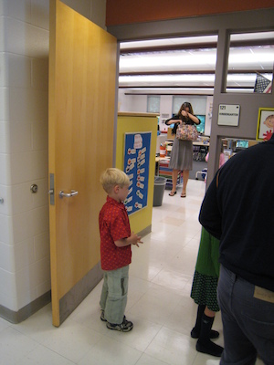 Tim at his classroom (09-02-2008 08:17)
