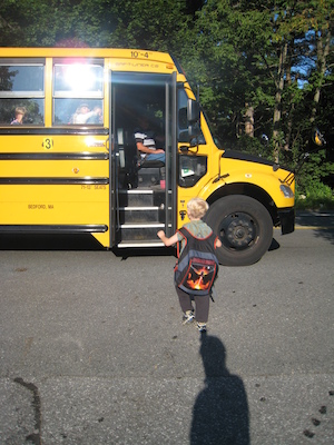 Tim getting on the bus (09-03-2008 07:41)