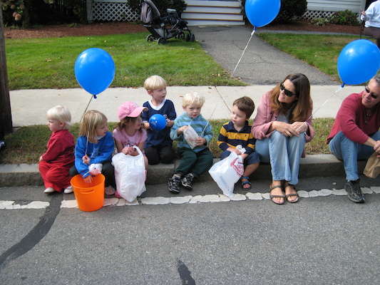 Juliana, Tim, Cole, Jameson and Carla at Bedford Day (09-20-2008 09:36)