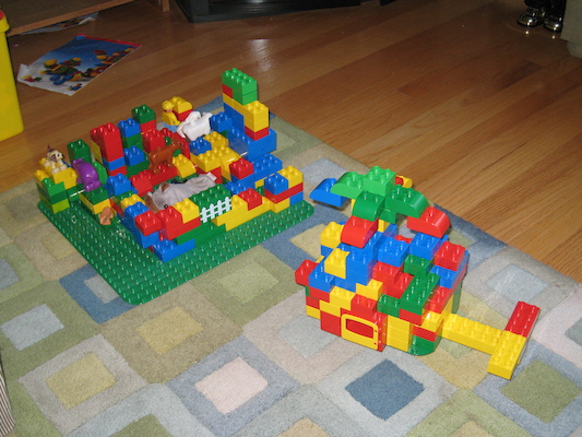 Cole's zoo and Tim's helicopter (09-21-2008 08:02)