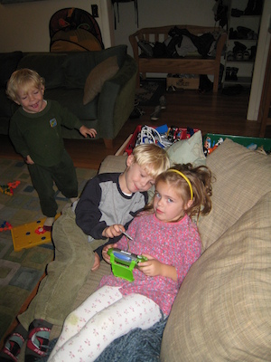 Tim, Emma and Cole (10-05-2008 17:15)