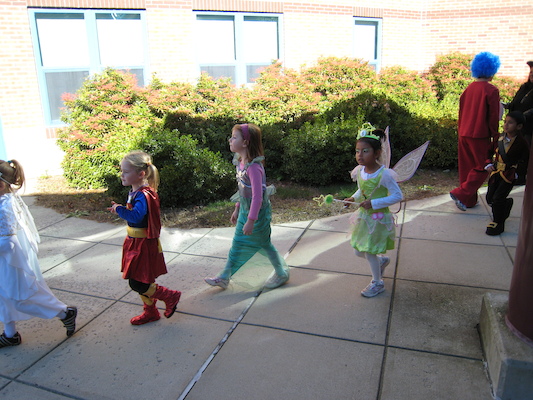Davis Halloween Party (10-31-2008 13:52)