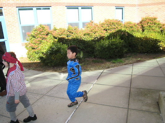 Davis Halloween Party (10-31-2008 13:52)