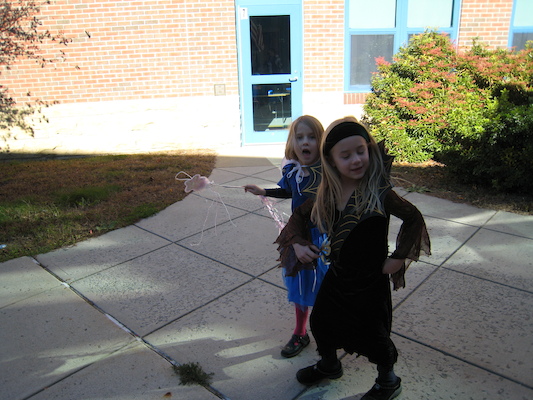 Davis Halloween Party (10-31-2008 13:52)