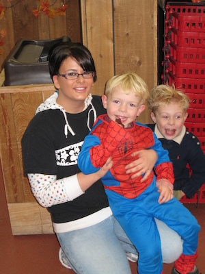 LeeAnn, Spider Cole and Tim Tintin (10-31-2008 16:51)