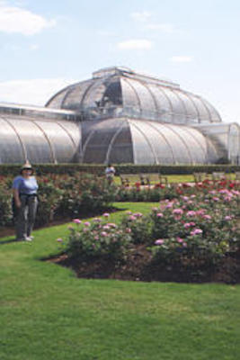 Xine outside a Kew greenhouse