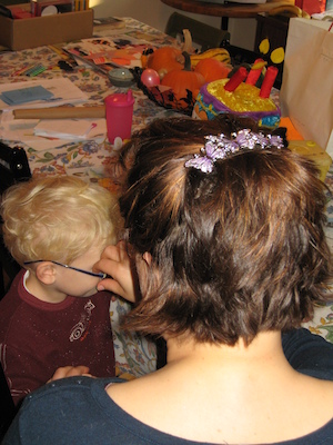 Cole in mommy's glasses (11-09-2008 08:42)