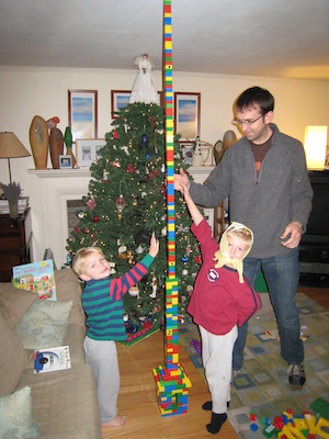 Cole, Tim, Aron and tower (12-14-2008 19:43)