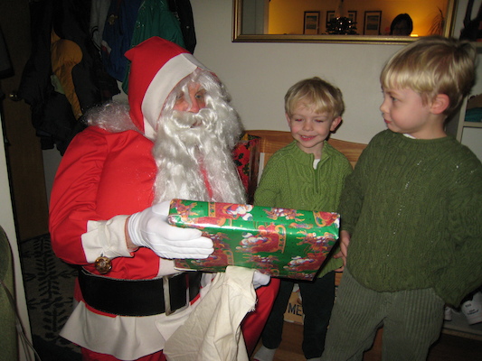 Santa, Cole and Tim (12-24-2008 17:45)