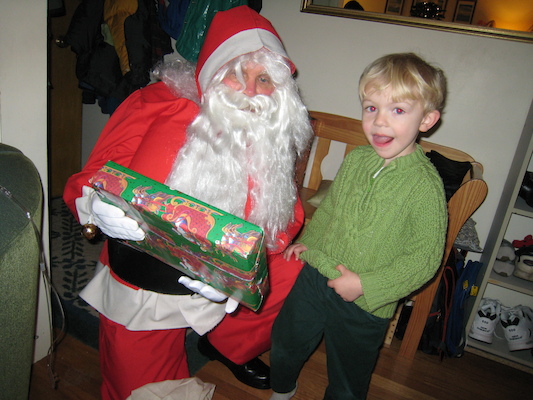 Santa and Cole (12-24-2008 17:45)