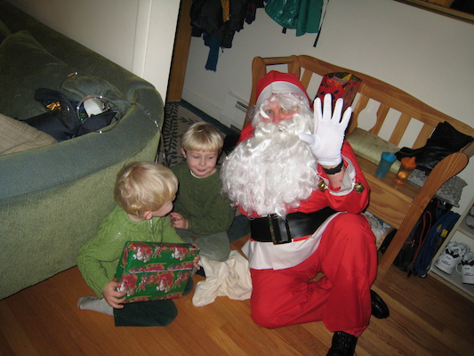Santa, Cole and Tim (12-24-2008 17:45)