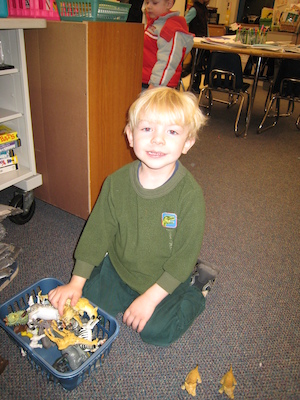 Cole and animals (02-05-2009 18:14)