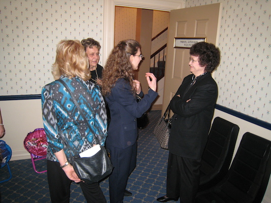 Jane Donelly, Sandy Fleming, Kristin and Kathy Berardi (02-13-2009 19:03)