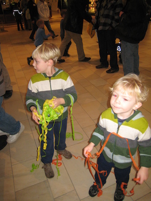Tim and Cole at the Lego event at the mall (02-22-2009 17:09)