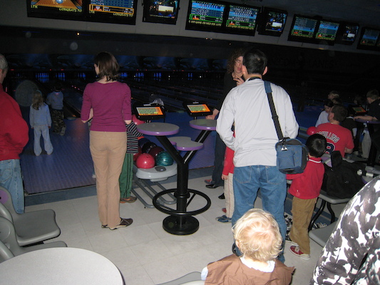 Cole admiring the disco bowling (02-28-2009 13:01)