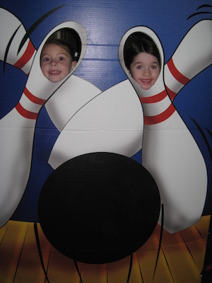 Emily & Juliana pins (02-28-2009 13:19)