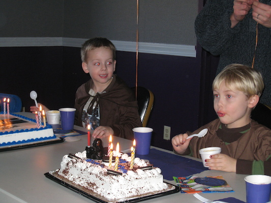 Danny & Tim with cakes (02-28-2009 13:40)