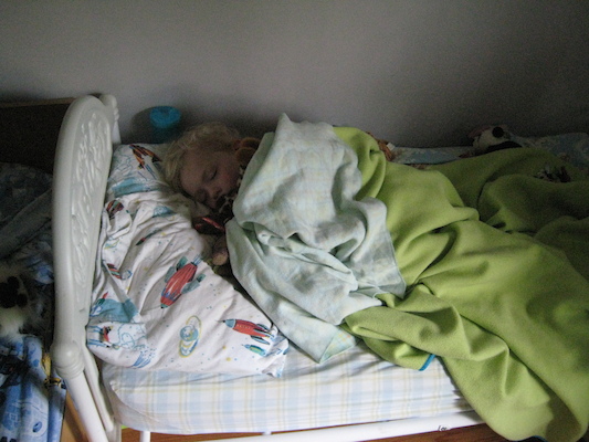 Sleeping Cole (05-06-2009 15:54)