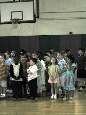Tim's kindergarten music assembly (05-14-2009 09:32)