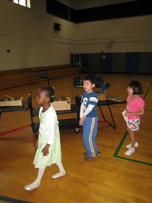 Tim's kindergarten music assembly (05-14-2009 10:16)