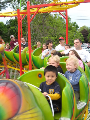 Tim and Cole at the carnival (05-17-2009 15:55)