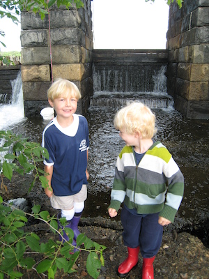 Tim and Cole in front of the dam (05-30-2009 08:53)