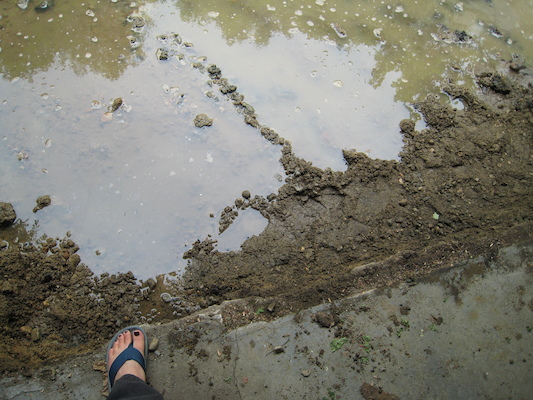 The big hole (06-05-2009 11:19)