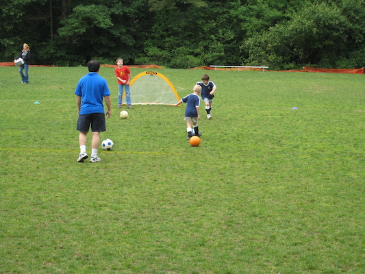 Tim at soccer (06-06-2009 10:28)