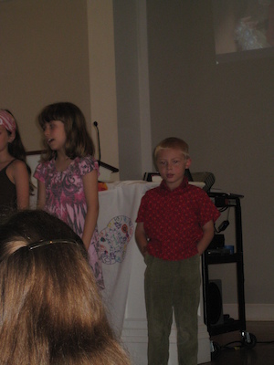 Tim singing (06-07-2009 10:40)