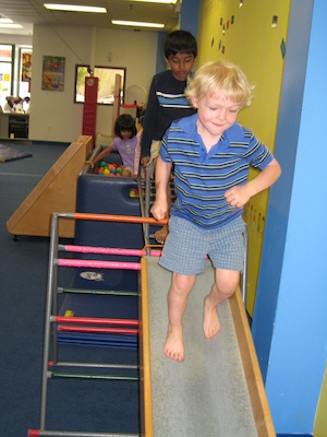 Cole on the obstacle course (06-07-2009 13:07)