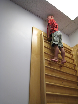 Tim climbing (06-07-2009 13:08)