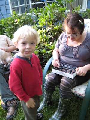 Cole eating choccie (06-14-2009 18:45)
