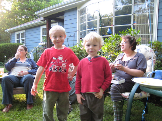 Tim & Cole eating choccie (06-14-2009 18:45)