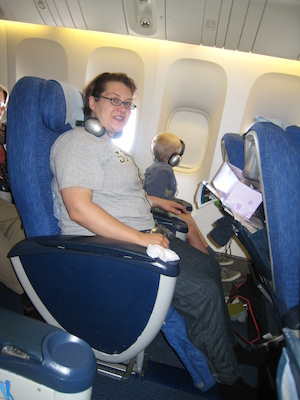 Xine and Tim on the plane (07-03-2009 08:06)