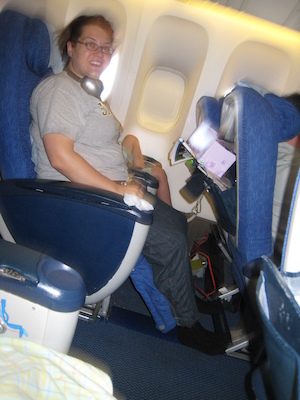 Xine and Tim on the plane (07-03-2009 08:06)