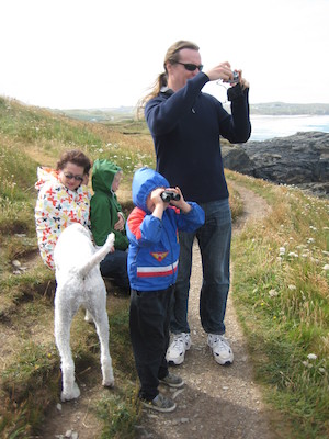 Bazzle, Ben, Cole, Xine and Tim walking at Godrevy (07-07-2009 10:14)