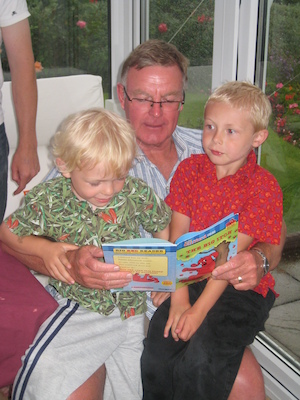 John Pollard, Tim and Cole reading (07-14-2009 19:08)