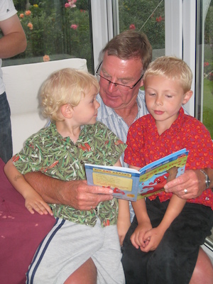 John Pollard, Tim and Cole reading (07-14-2009 19:08)
