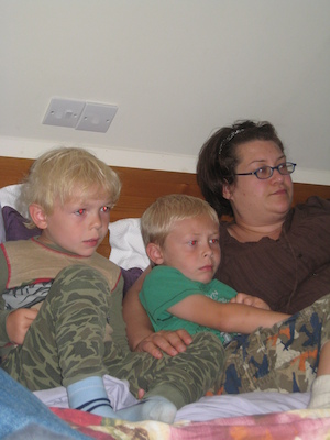 Cole, Tim and Xine watch Star Wars (07-16-2009 16:37)