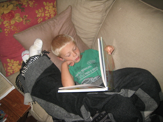 Tim reading (07-17-2009 06:17)