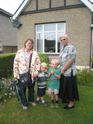 Xine, Cole, Tim and Marion (07-17-2009 10:22)