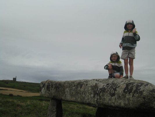 Boys on Lanyon Quoit (07-18-2009 08:50)