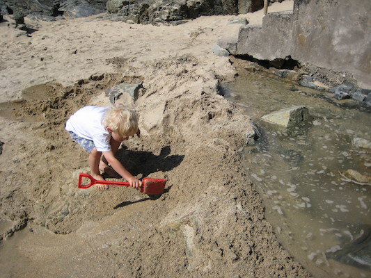 Cole holding back the deluge (07-17-2009 16:03)