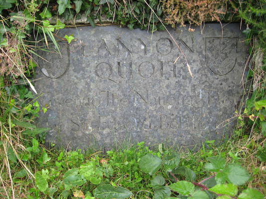 Lanyon Quoit (07-18-2009 09:48)