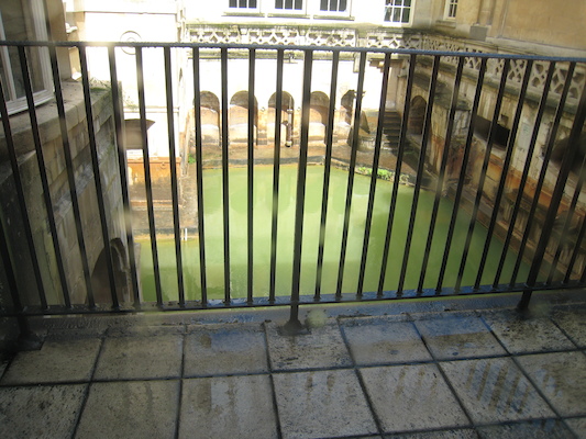 Roman baths in Bath (07-19-2009 15:14)