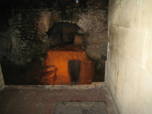 Overflow from the Baths (07-20-2009 11:50)